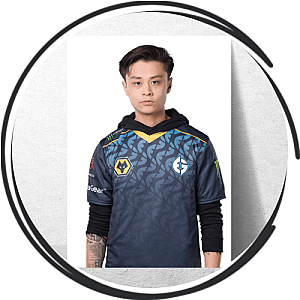 Stewie2 K Posters