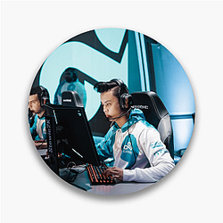 Stewie2K Clutch Master Tee Stewie2 K Pins