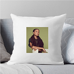Storm Reid The Queen of The Stage Storm Reid Pillows Cover