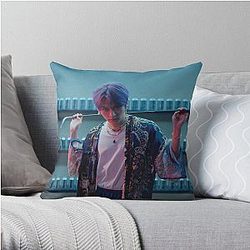 Stray Kids Ordinary Leeknow Throw Pillow RB1608