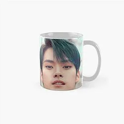Stray Kids Mugs - Lee Know Double Knot Logo Stray Kids 3RACHA Classic Mug