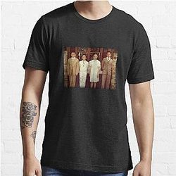 Succession - The Roys Essential T-Shirt