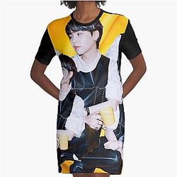 Aesthetic T-Shirt Suga Butter Kleid Foto