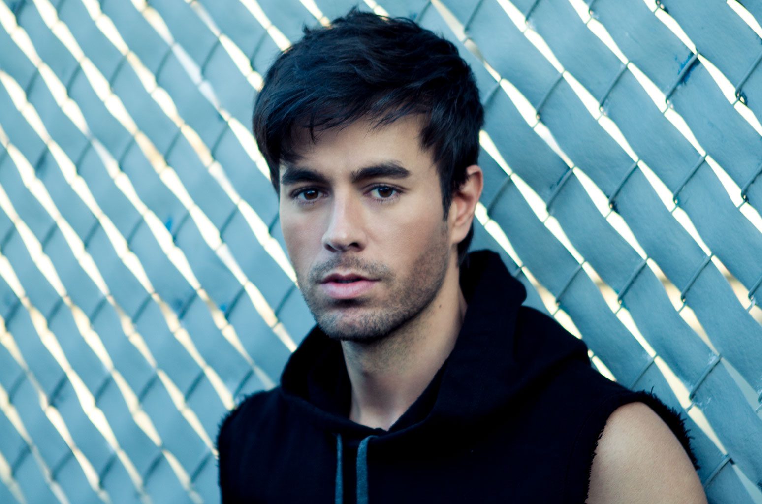Enrique Iglesias Official Store: Singer’s Top Merch Picks