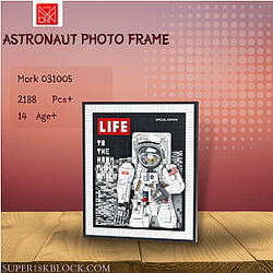 MORK 031005 Astronaut Photo Frame