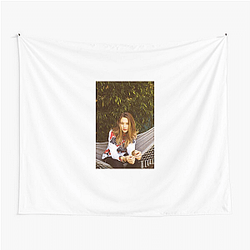 Taissa Farmiga is the younger sister of Vera Farmiga Taissa Farmiga Tapestries