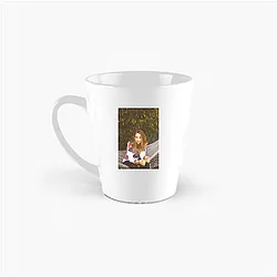 Taissa Farmiga is the younger sister of Vera Farmiga Taissa Farmiga Mugs