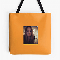 Taissa Farmiga is also in the film The Conjuring Taissa Farmiga Bags