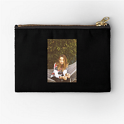 Taissa Farmiga is the younger sister of Vera Farmiga Taissa Farmiga Zipper Pouches