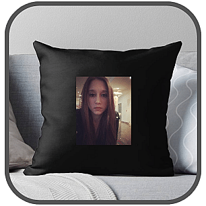 Taissa Farmiga Pillows Cover