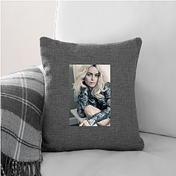 Fashion Influence Taryn Manning Pillows Cover