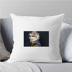 Charming Persona Taryn Manning Pillows Cover