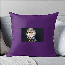 Charming Persona Taryn Manning Pillows Cover