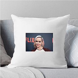 Screen Presence Taryn Manning Pillows Cover
