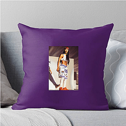 Teyana Taylor is a prominent entertainer Teyana Taylor Pillows Cover