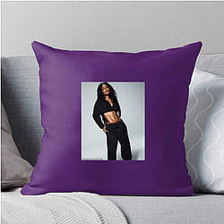 Teyana Taylor is also a successful choreographer Teyana Taylor Pillows Cover