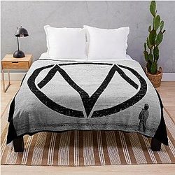 The Maine black white Throw Blanket