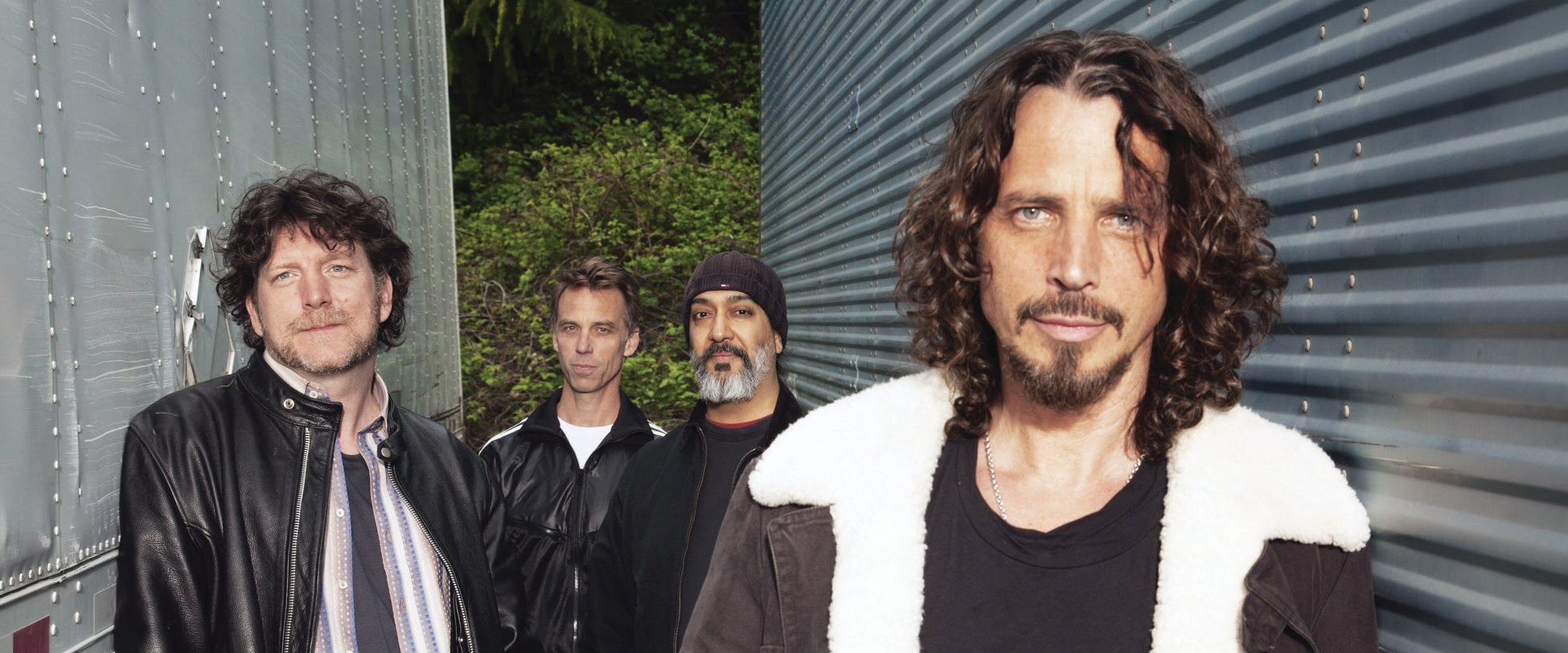 Unleash Your Inner Fan with Official Soundgarden Merch!