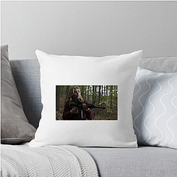 The 5th Wave's main character tries to save her brother The 5Th Wave Pillows Cover