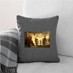 The 5th Wave's plot involves an alien invasion The 5Th Wave Pillows Cover