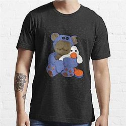 Nev the bear  Essential T-Shirt RB2709