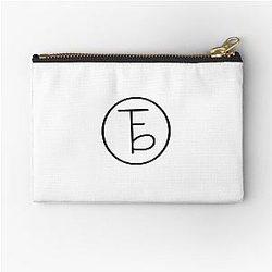 The front bottoms Zipper Pouch