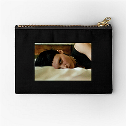 The Girl with the Dragon Tattoo Unforgettable Hacker The Girl With The Dragon Tattoo Zipper Pouches