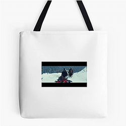 The Hateful Eight was filmed in 70mm The Hateful Eight Bags