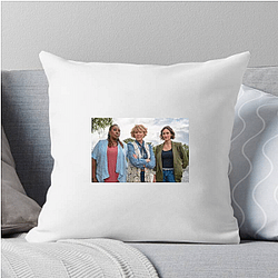 Amateur Detectives The Marlow Murder Club Pillows Cover