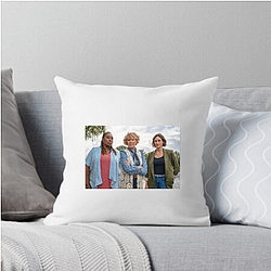 Amateur Detectives The Marlow Murder Club Pillows Cover
