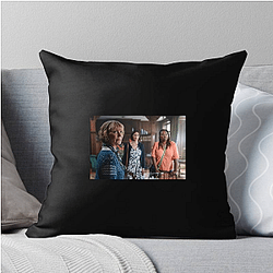 River Murders The Marlow Murder Club Pillows Cover