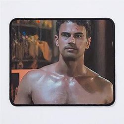 Theo James