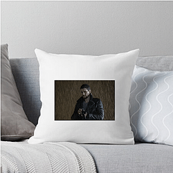 The Punisher is a vigilante seeking justice The Punisher Pillows Cover