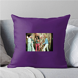 The Sisterhood of the Traveling Pants is based on a novel The Sisterhood Of The Traveling Pants Pillows Cover