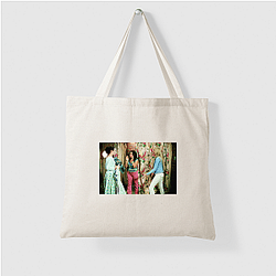The Sisterhood of the Traveling Pants is based on a novel The Sisterhood Of The Traveling Pants Bags