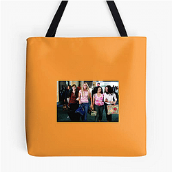 The Sisterhood of the Traveling Pants stars Alexis Bledel and Blake Lively The Sisterhood Of The Traveling Pants Bags