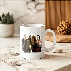 The Strangers - Bryan Bertino's Terrifying Debut The Strangers Mugs