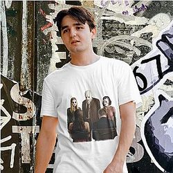 The Strangers - Bryan Bertino's Terrifying Debut The Strangers T-Shirts