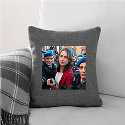 Justice Battle The Twisted Tale Of Amanda Knox Pillows Cover