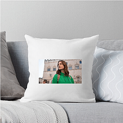 Innocence Fight The Twisted Tale Of Amanda Knox Pillows Cover