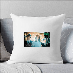 Public Scrutiny The Twisted Tale Of Amanda Knox Pillows Cover