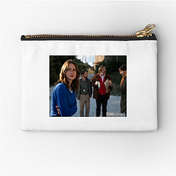 Narrative Reclaim The Twisted Tale Of Amanda Knox Zipper Pouches
