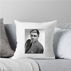 The World at War A True Masterpiece The World At War Pillows Cover