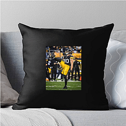 Team Catalyst TJ Watt Pillows Cover