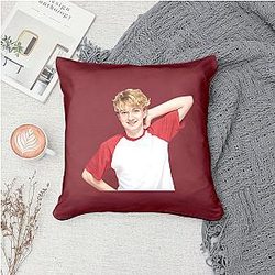 TommyInnit - Record Breaking Twitch Streamer TommyInnit Pillows