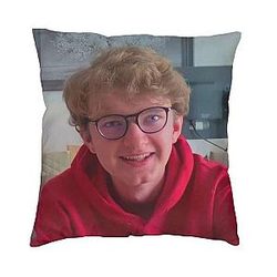 TommyInnit Pillows – Tommyinnit Tommy Glasses Throw Pillow