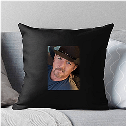 Trace Adkins is known for his deep singing voice Trace Adkins Pillows Cover