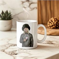 Trippie Redd LA 2601 - Prominent figure in the SoundCloud rap movement Trippie Redd Mugs