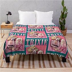 Trixie Mattel vintage retro design  Throw Blanket