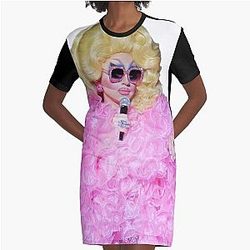 trixie mattel pink thing Graphic T-Shirt Dress